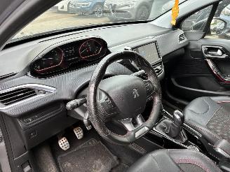 Peugeot 2008 PEUGEOT 2008 1.6D GT 2017 picture 14
