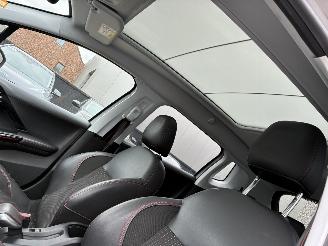 Peugeot 2008 PEUGEOT 2008 1.6D GT 2017 picture 12