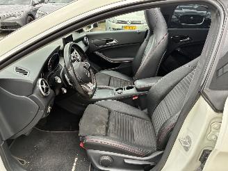 Mercedes GLA MERCEDES CLA180d AMG 2018 picture 14