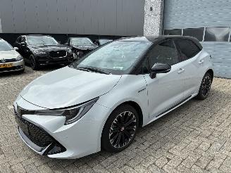 Schadeauto Toyota Corolla TOYOTA COROLLA GR HYBRID 2021 2021/9