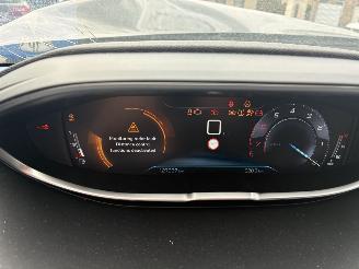 Peugeot 5008 PEUGEOT 5008 1.2I 2017 7 ZIT picture 17