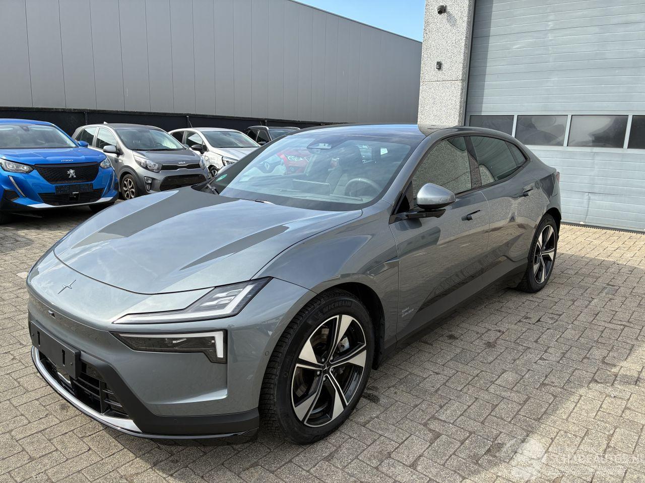 Polestar 4 POLESTAR 4 2025 200KW / 100KW