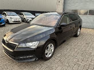 krockskadad bil auto Skoda Superb SKODA SUPERB 1.6D DSG 2020 2020/1