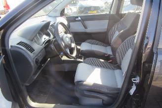 Volkswagen Polo 1.4-16V Cross picture 10