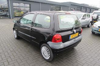 Renault Twingo 1.2 Authentique picture 3