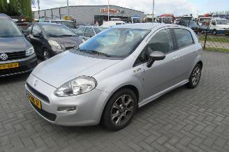 Fiat Punto Evo 0.9 TwinAir Young picture 2