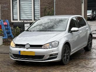 Coche accidentado Volkswagen Golf 1.6 TDI NAP RIJDBAAR 2017/1