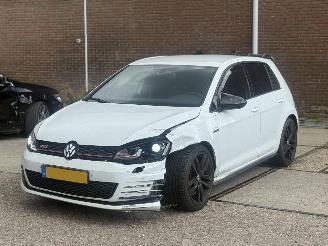 škoda osobní automobily Volkswagen Golf 2.0 TSI GTI Performance NAp!!!! 2014/1