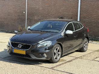  Volvo V-40 2.0 D2 R DESIGN NAP 2015/1