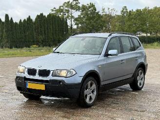 krockskadad bil auto BMW X3 2.0 Executive 2005/1