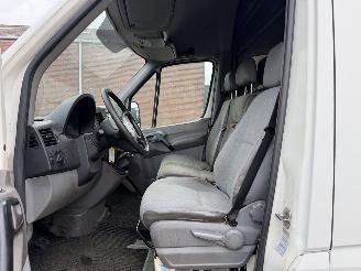 Volkswagen Crafter 35 2.5 TDI L4H3 picture 9
