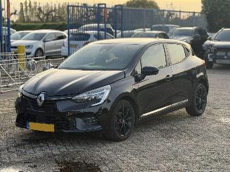 krockskadad bil auto Renault Clio 1.0 Tce Zen 2020/1
