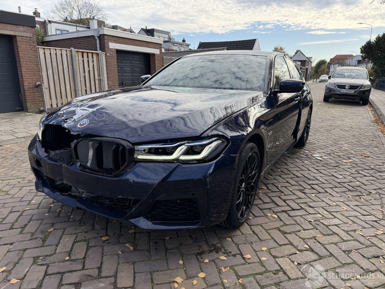BMW 5-serie 530e LIMO M PAKKET 215kw