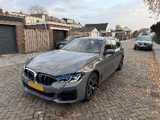 Damaged car BMW 5-serie 530e XDrive M PAKKET 2021/1
