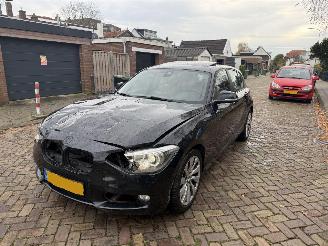 Schadeauto BMW 1-serie 118d DAK AUTOMAAT 2013/1