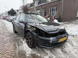 Volkswagen Golf 2.0 TDI AUTOMAAT 150 PK PANO picture 5