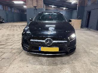 Mercedes A-klasse A200 AMG PAKKET PANO SFEER picture 4