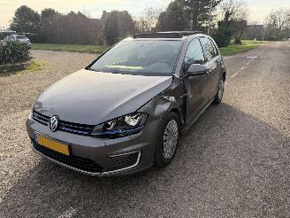 Auto incidentate Volkswagen Golf 1.4 GTE NAP TREKHAAK PANO 2015/1