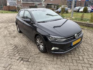 Volkswagen Polo 1.0 TSI HIGHLINE AUTOMAAT picture 3
