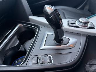 BMW 3-serie 320d Upgrade Edition picture 17