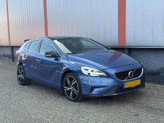 Unfallwagen Volvo V-40 2.0 T4 Business Sport 2017/1