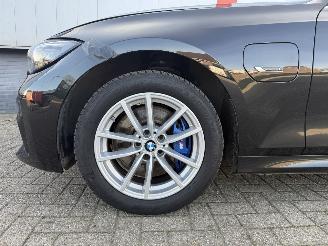 BMW 3-serie 330e TOURING 215KW AUT X-DRIVE picture 35