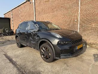 krockskadad bil auto Lynk & Co 01 1.5 NAP PANO 2021/1