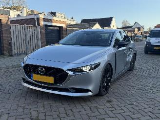 Mazda 3 2.0 e-SkyActiv-G M Hybrid 150 Sportive picture 5