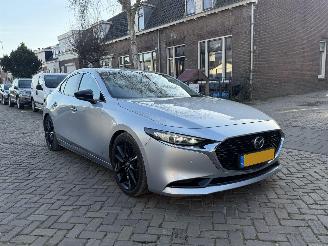 Mazda 3 2.0 e-SkyActiv-G M Hybrid 150 Sportive picture 6