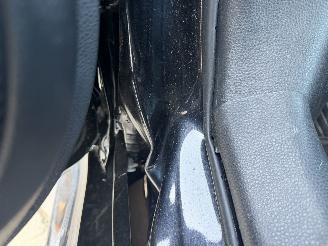 Toyota Yaris YARIS HYBRID 1.5 67KW AUTOMAAT picture 14