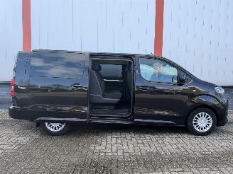 Toyota ProAce 2.0 D-4D 5 PERS Professional Long DC picture 4