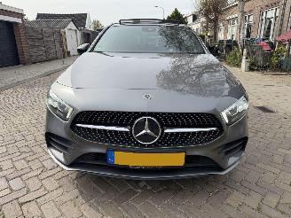Mercedes A-klasse A250e AMG SFEER PANO picture 2