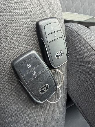 Toyota Corolla Cross Hybrid 140 Business picture 19