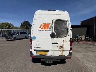 Volkswagen Crafter 30 2.0 TDI L2H2 BM AIRCO picture 7