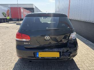 Volkswagen Golf 1.6 TDI Comfortline BlueMotion picture 16
