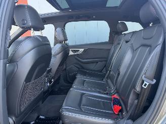 Audi Q7 3.0 TDI quattro S LINE PANO picture 35