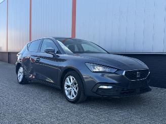 Vaurioauto  passenger cars Seat Leon 2.0 TDI ! 2020/1