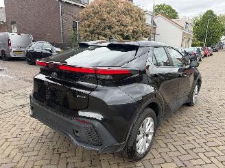 krockskadad bil auto Toyota CH-R R HYBRID 1.8 72KW AUTOMAAT 2025/1