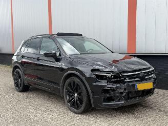 Voiture accidenté Volkswagen Tiguan 1.5 TSI R LINE AUTOMAAT NAP!! 2019/1