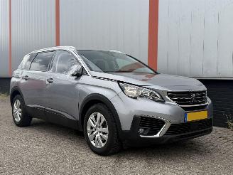krockskadad bil auto Peugeot 5008 7 PERS!! 1.2 PureTech Blue Lease Executive AUTOMAAT 2019/1