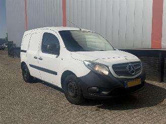 Schadeauto Mercedes Citan 108 CDI BlueEFFICIENCY 1.5 MARGE!!! 2016/1