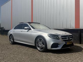 Damaged car Mercedes E-klasse E200d AMG PANO SFEER 2018/1