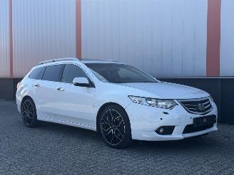 krockskadad bil auto Honda Accord TOURER 2.2 i-DTEC Executive 2013/1