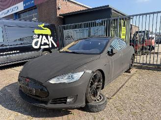 škoda osobní automobily Tesla Model S NO PAPERS !!!  85 Signature Performance 2013/1