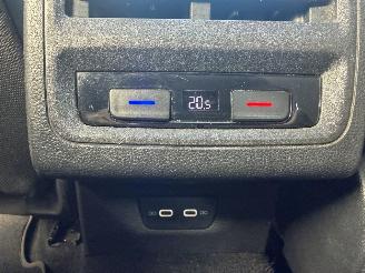 Volkswagen Golf 8 2.0 GTI PANO SFEER picture 11