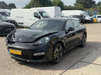krockskadad bil auto Porsche Panamera 4.8 GTS Keramisch 2012/1