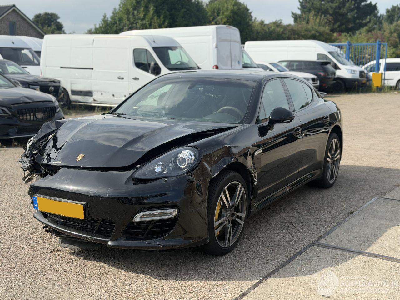 Porsche Panamera 4.8 GTS Keramisch