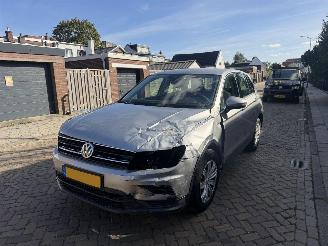 damaged passenger cars Volkswagen Tiguan 1.4 TSI 2017/1