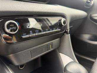 Toyota Yaris 1.5 Hybride Automaat NAP!!! picture 16