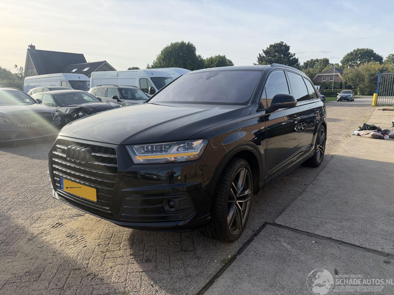 Audi Q7 3.0 TDI quattro 7 PERSOONS S LINE